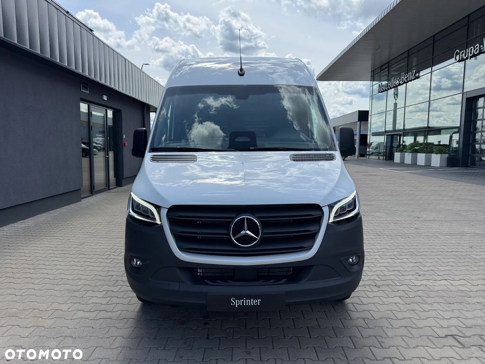 Mercedes-Benz Sprinter - 3