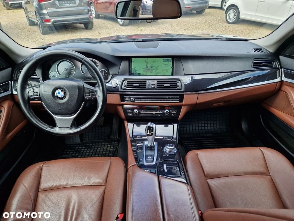 BMW Seria 5 520d Luxury Line - 7