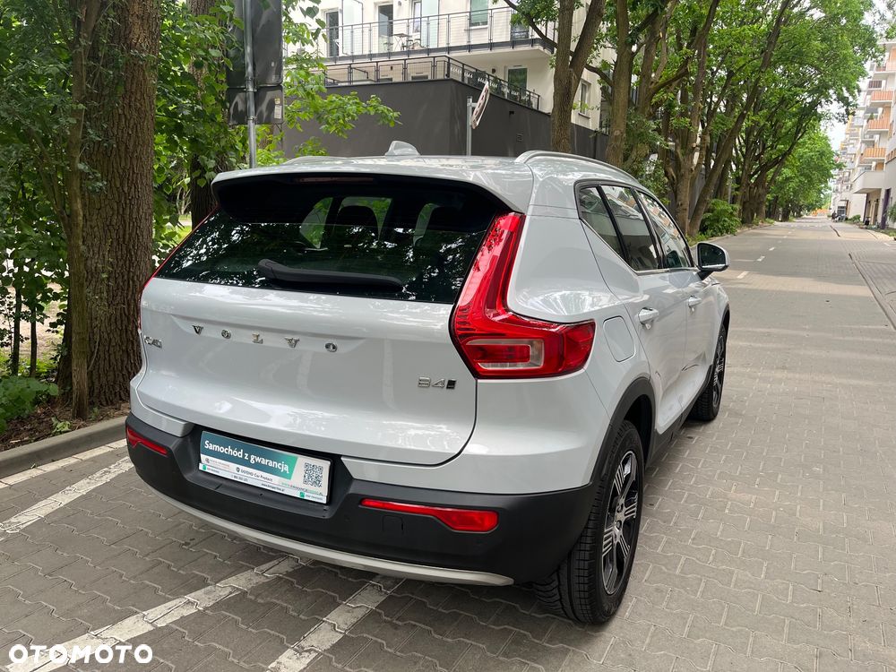 Volvo XC 40 B4 B AWD Geartronic Inscription - 4