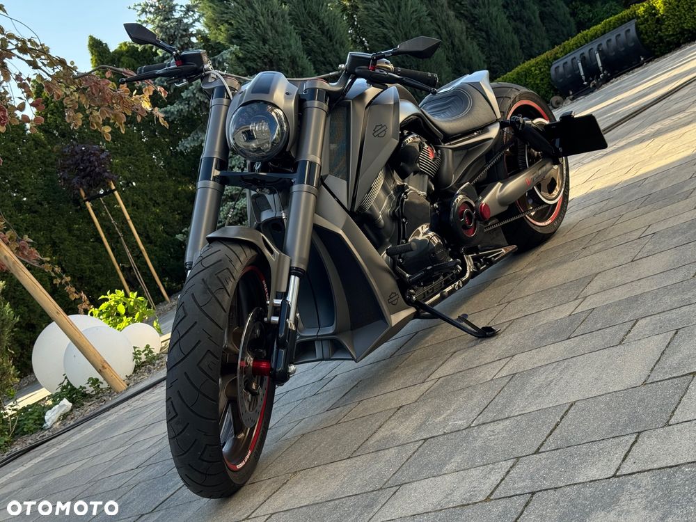 Harley-Davidson V-Rod Night Rod - 1