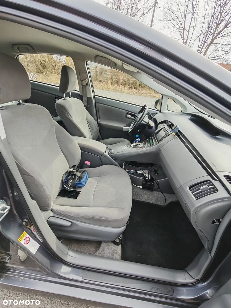 Toyota Prius - 14