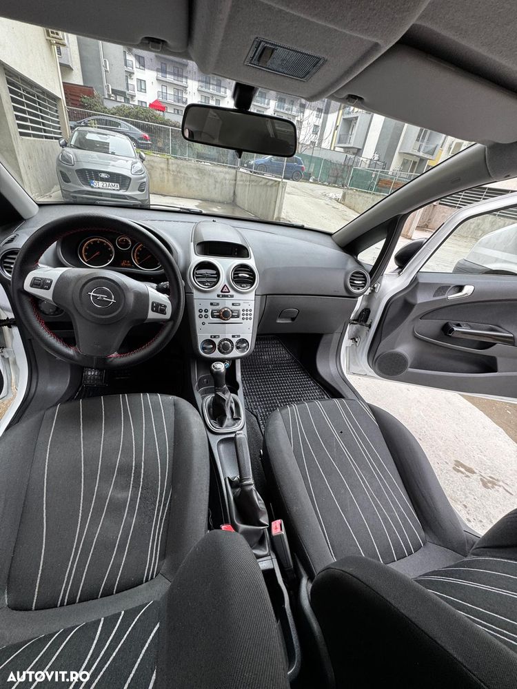 Opel Corsa 1.2 Twinport Van - 4