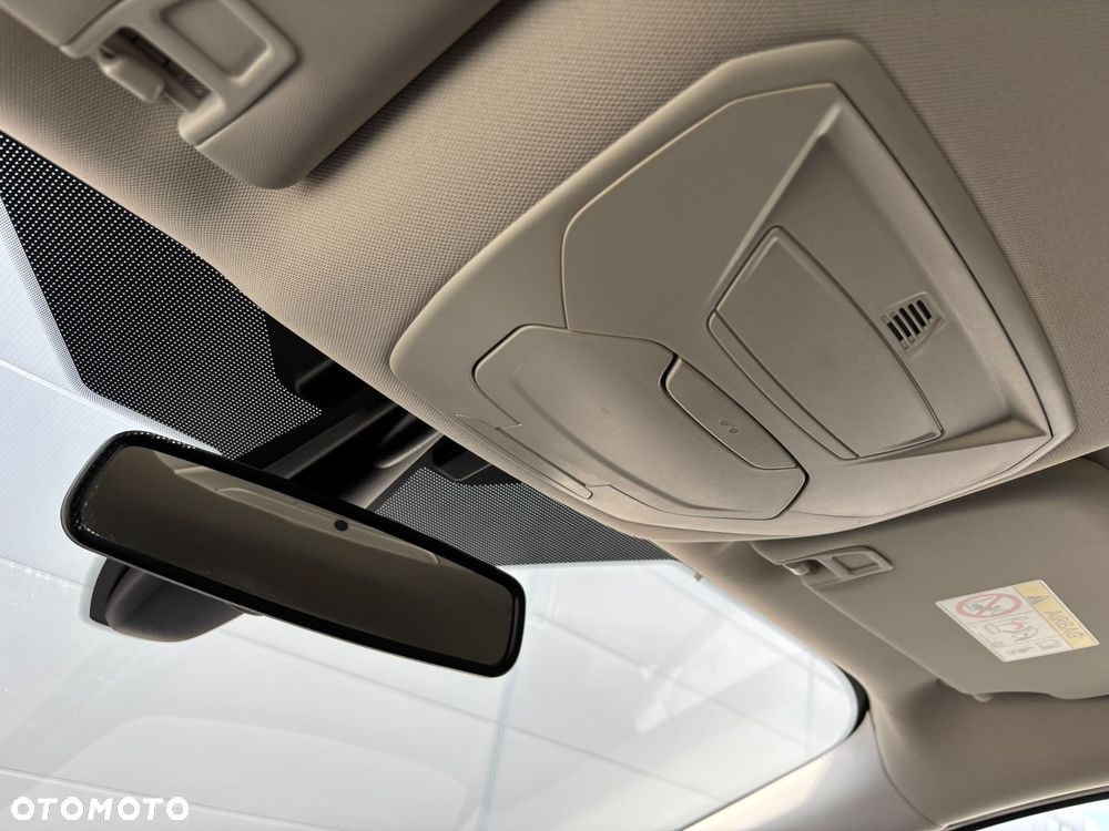 Ford Kuga 2.0 TDCi AWD Titanium - 39