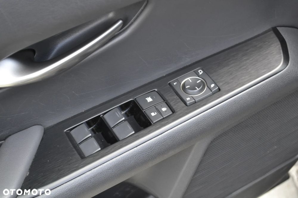 Lexus UX 200 GPF F Sport Design 2WD - 26