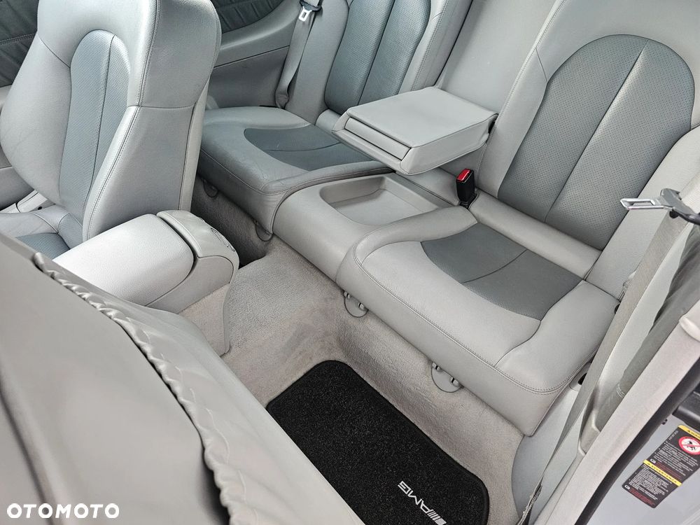 Mercedes-Benz CLK 270 CDI Avantgarde - 9