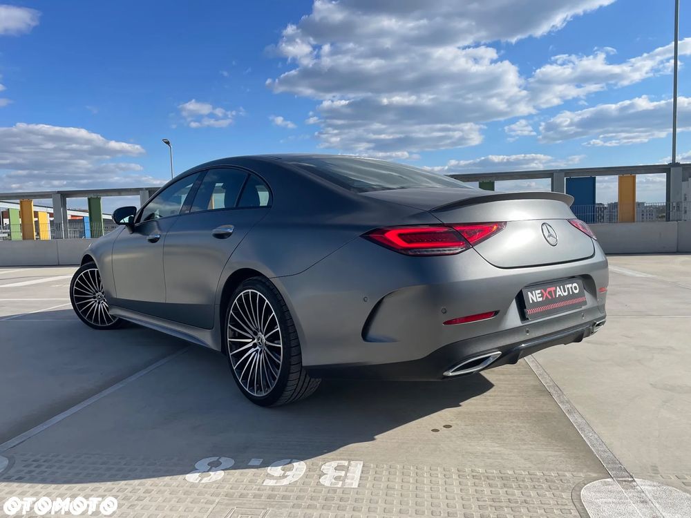 Mercedes-Benz CLS 300 d 4Matic 9G-TRONIC AMG Line - 9