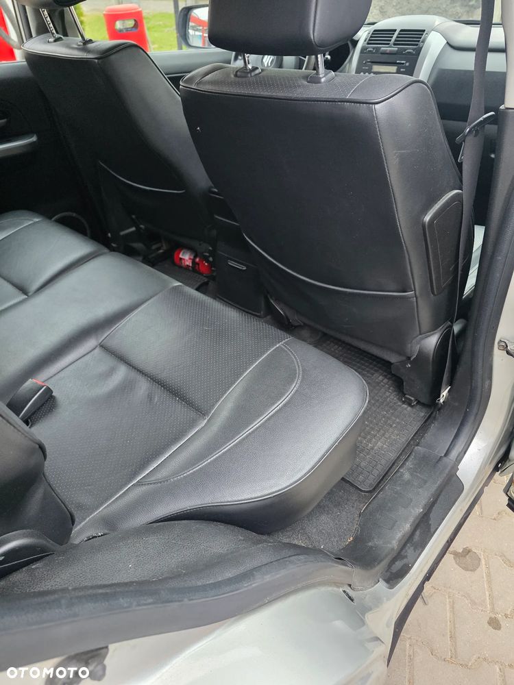 Suzuki Grand Vitara 2.0 Comfort - 15