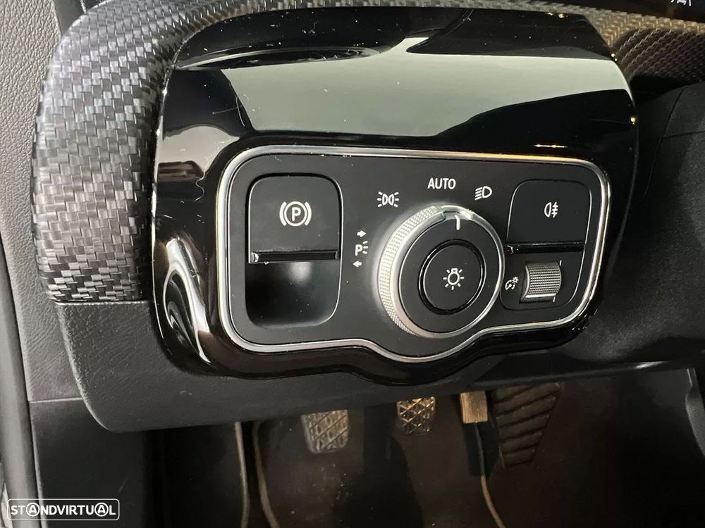 Mercedes-Benz CLA 180 d Shooting Brake Business Solutions - 20