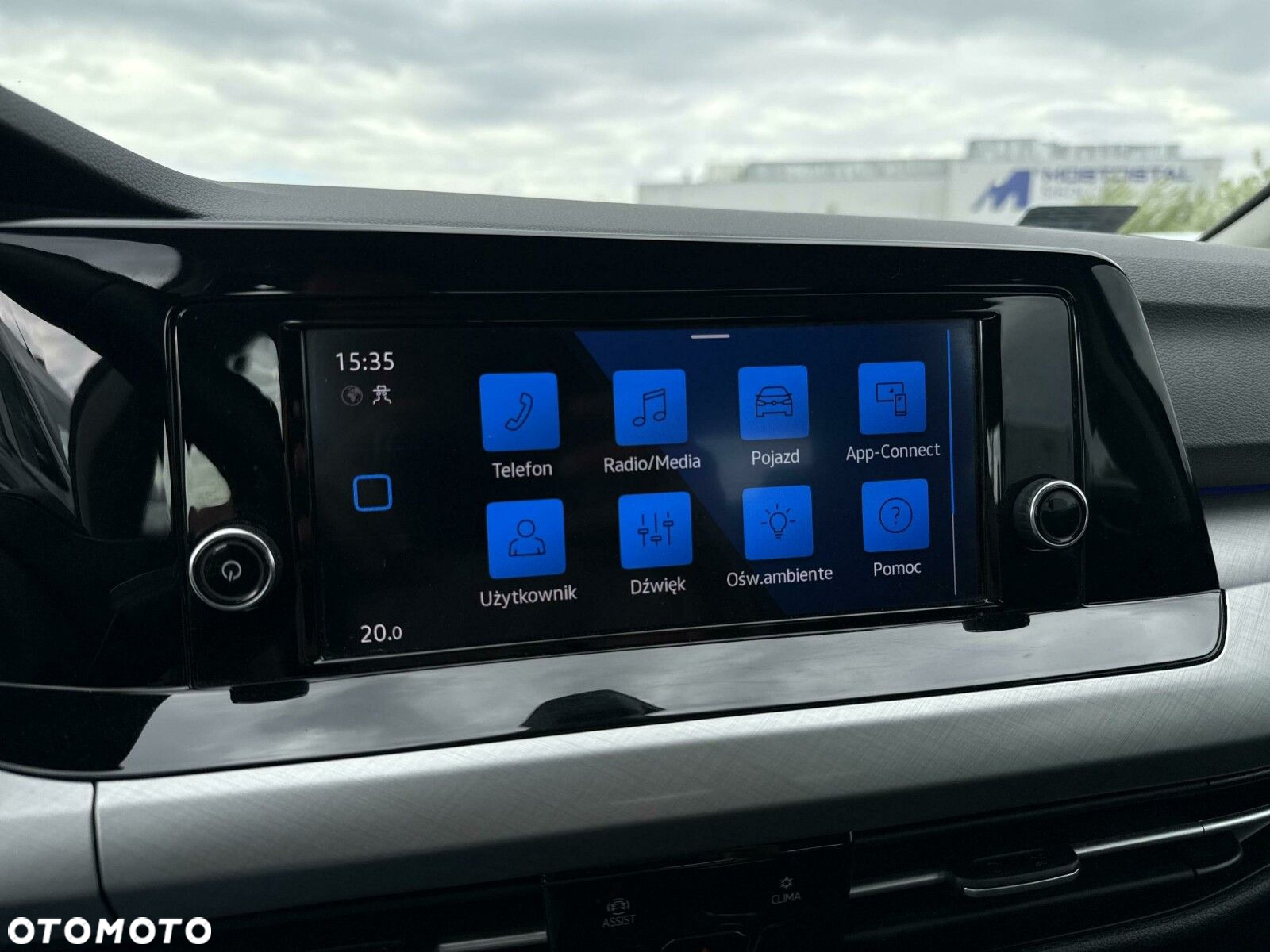 Volkswagen Golf VIII 1.5 TSI EVO Life - 19