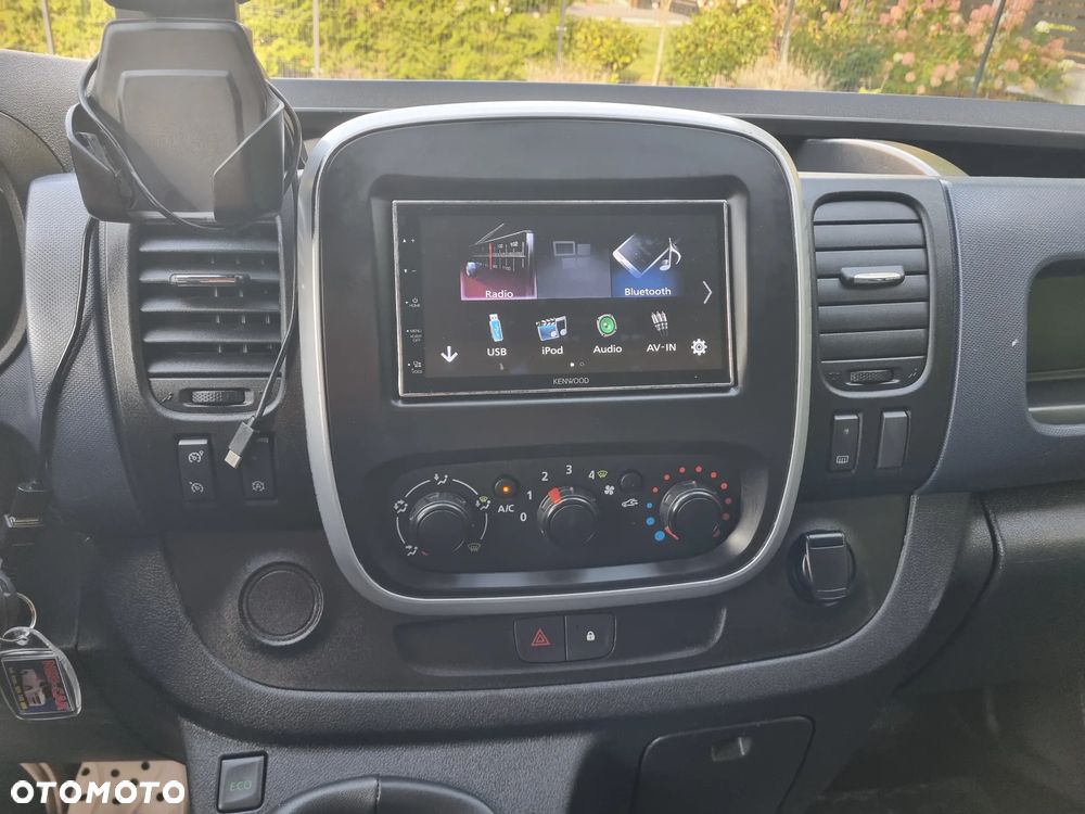 Opel Vivaro - 16