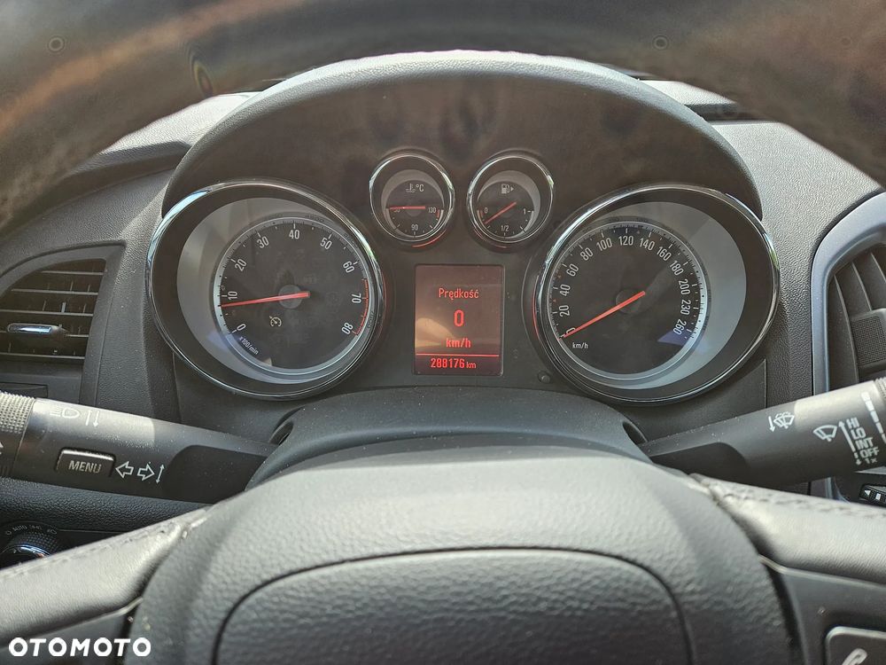 Opel Astra 1.4 T EU6 - 8