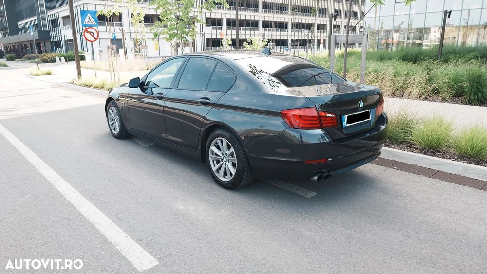 BMW Seria 5 520d Efficient Dynamics Edition - 5
