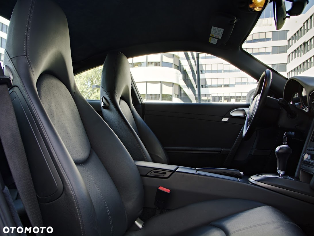 Porsche 911 - 24