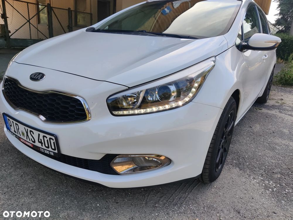 Kia Ceed 1.4 CRDi 90 Vision - 10