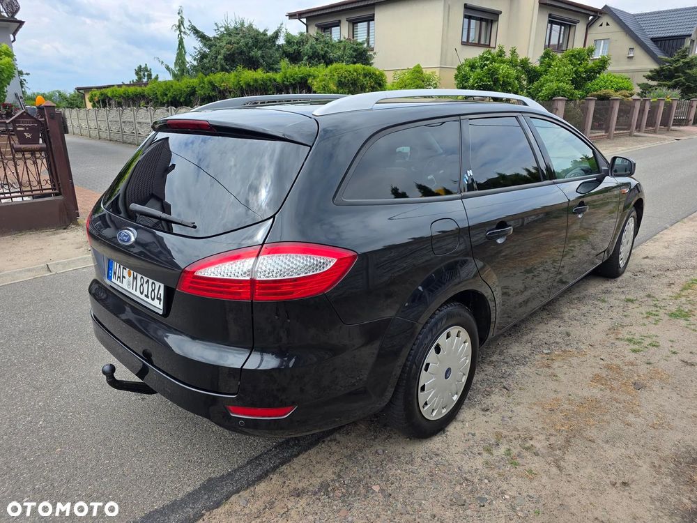 Ford Mondeo SW 2.0 Titanium - 11