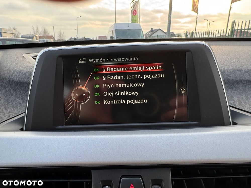 BMW X1 sDrive18d Sport Line - 34