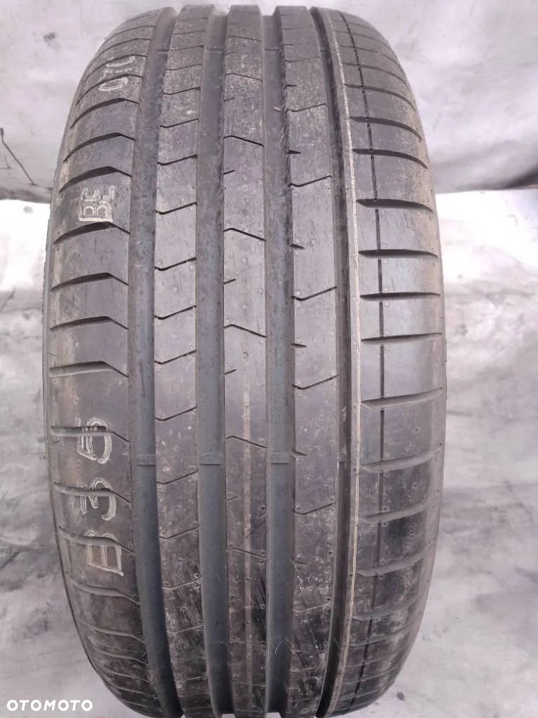 Pirelli P zero 225/40 R19 93Y 2024 RUNFLAT NOWA - 1