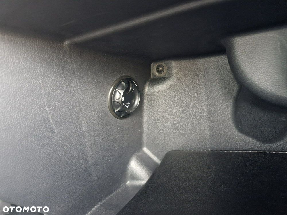 Volkswagen Polo 1.4 16V Comfortline Optimum - 21