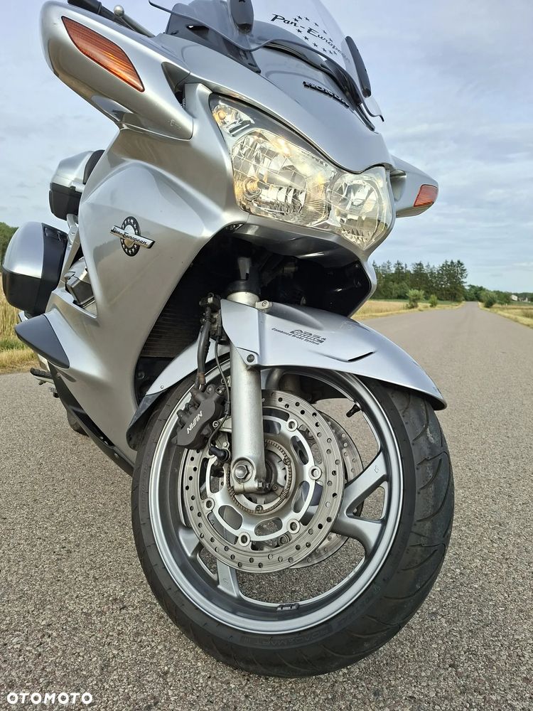 Honda ST - 13