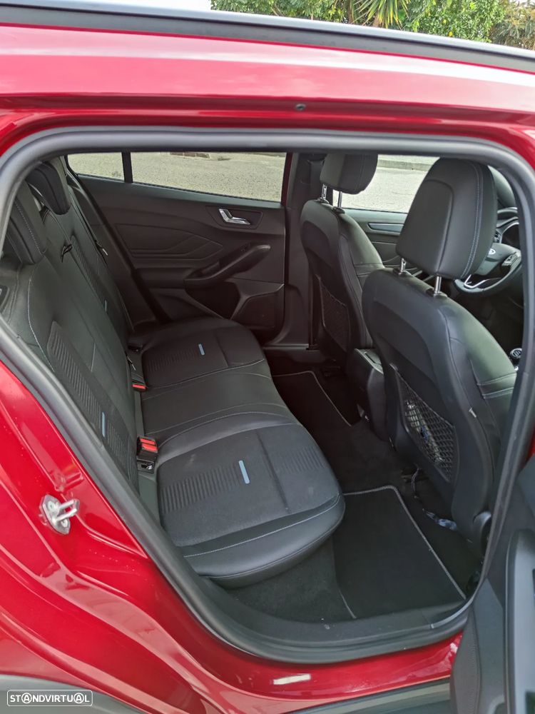 Ford Focus SW 1.0 EcoBoost Active X - 12