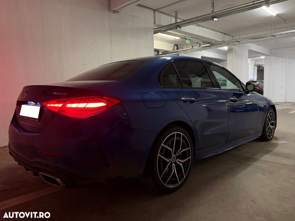 Mercedes-Benz C 300 4Matic 9G-TRONIC AMG Line Advanced - 3