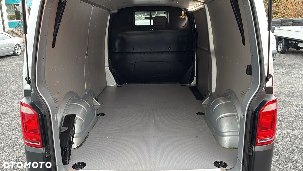 Volkswagen Transporter T6 - 9