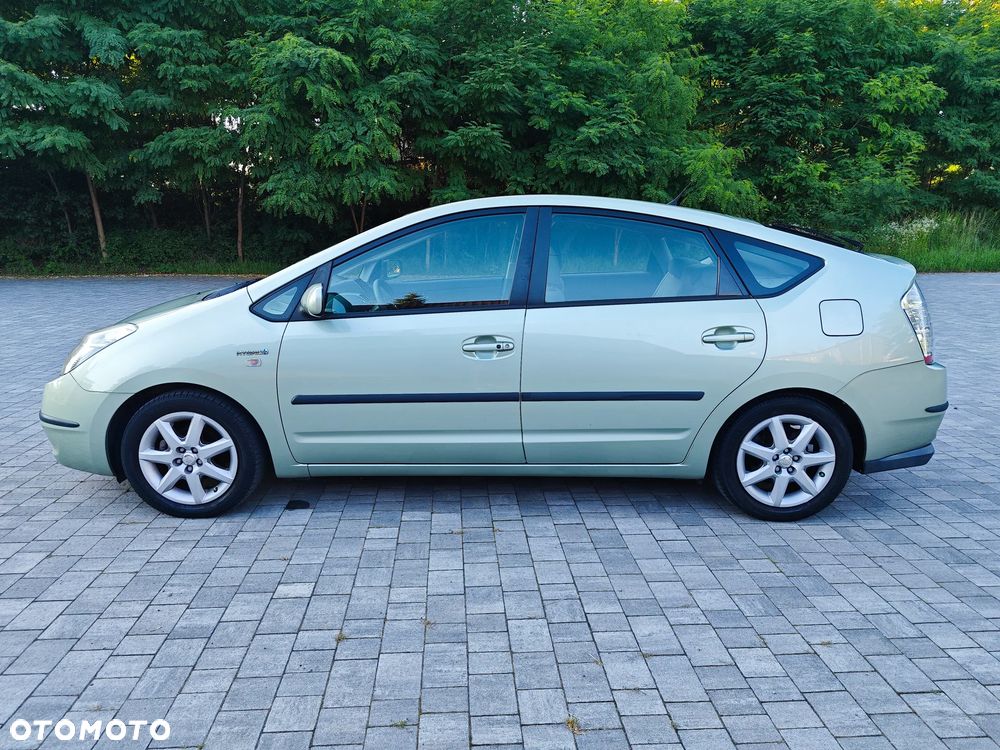 Toyota Prius 1.5 VVT-i Sol - 13