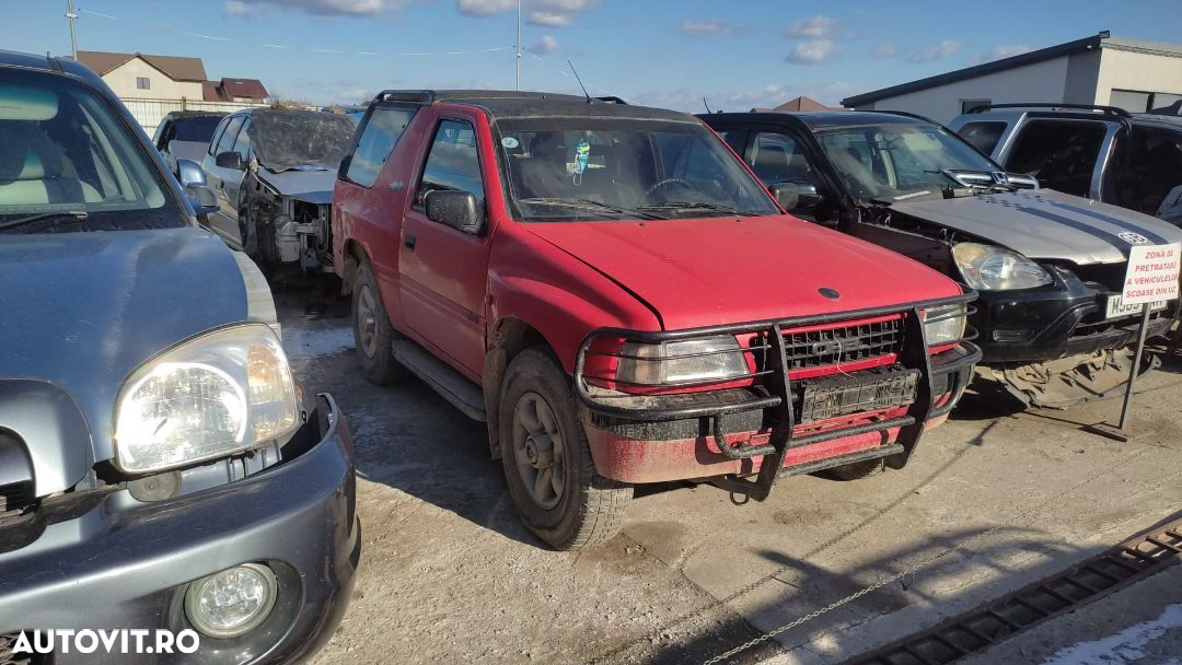 Dezmembrez opel frontera a sport x20se - 3