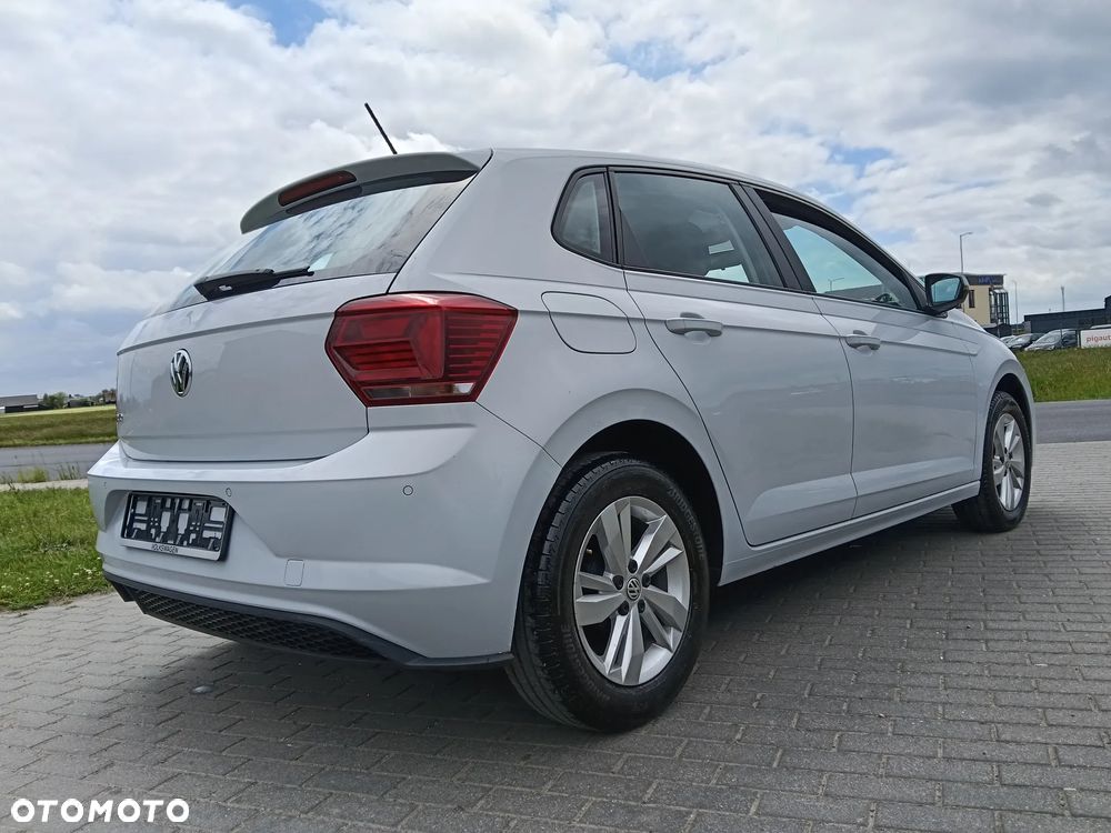 Volkswagen Polo 1.0 ACTIVE - 10