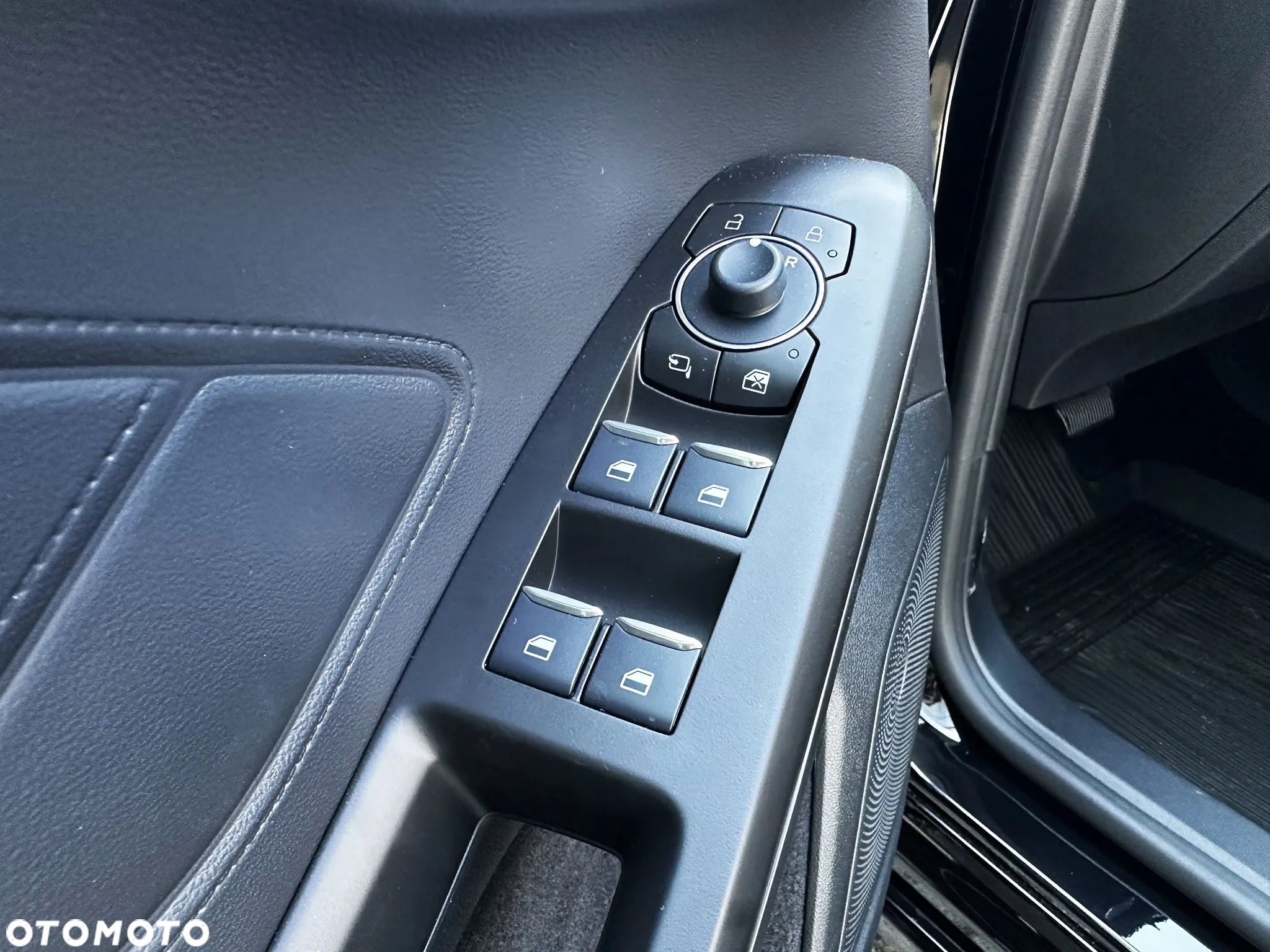 Ford Focus - 29