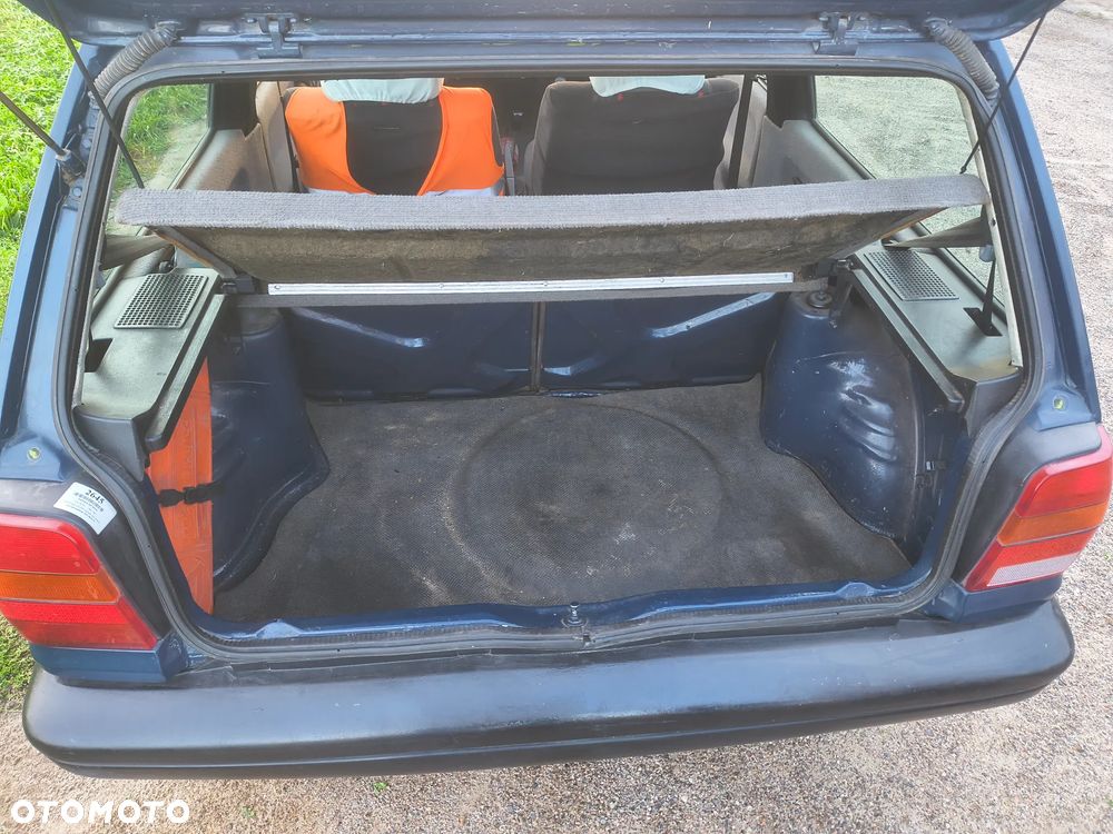 Volkswagen Polo 1.3 Fox - 30