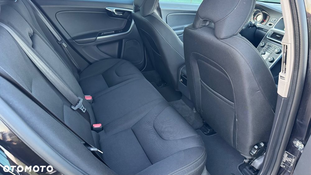 Volvo V60 D3 Linje Business - 24