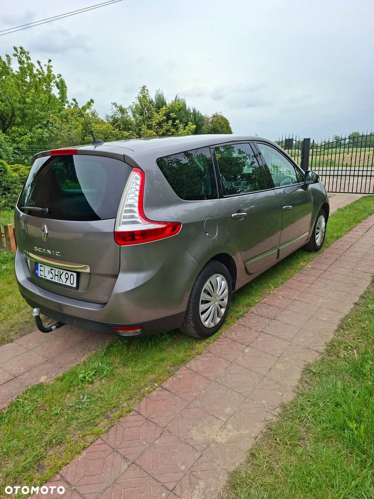 Renault Scenic 2.0 16V Privilege CVT - 5
