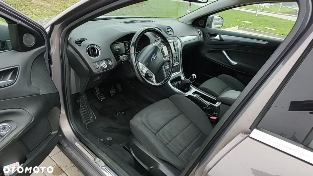 Ford Mondeo 2.0 Titanium X - 3