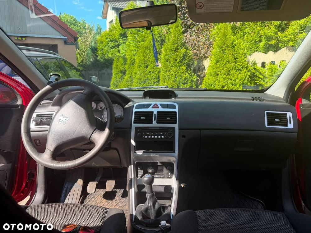 Peugeot 307 1.6 HDI Oxygo - 30
