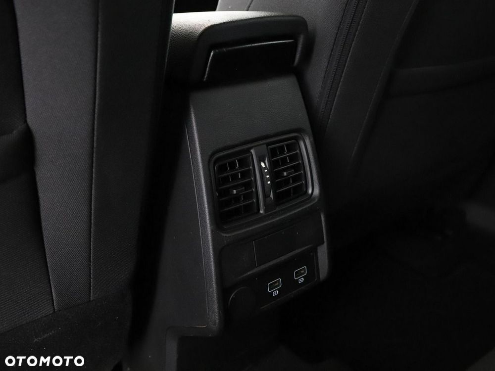 Renault Arkana E-TECH Full 145 Evolution - 37