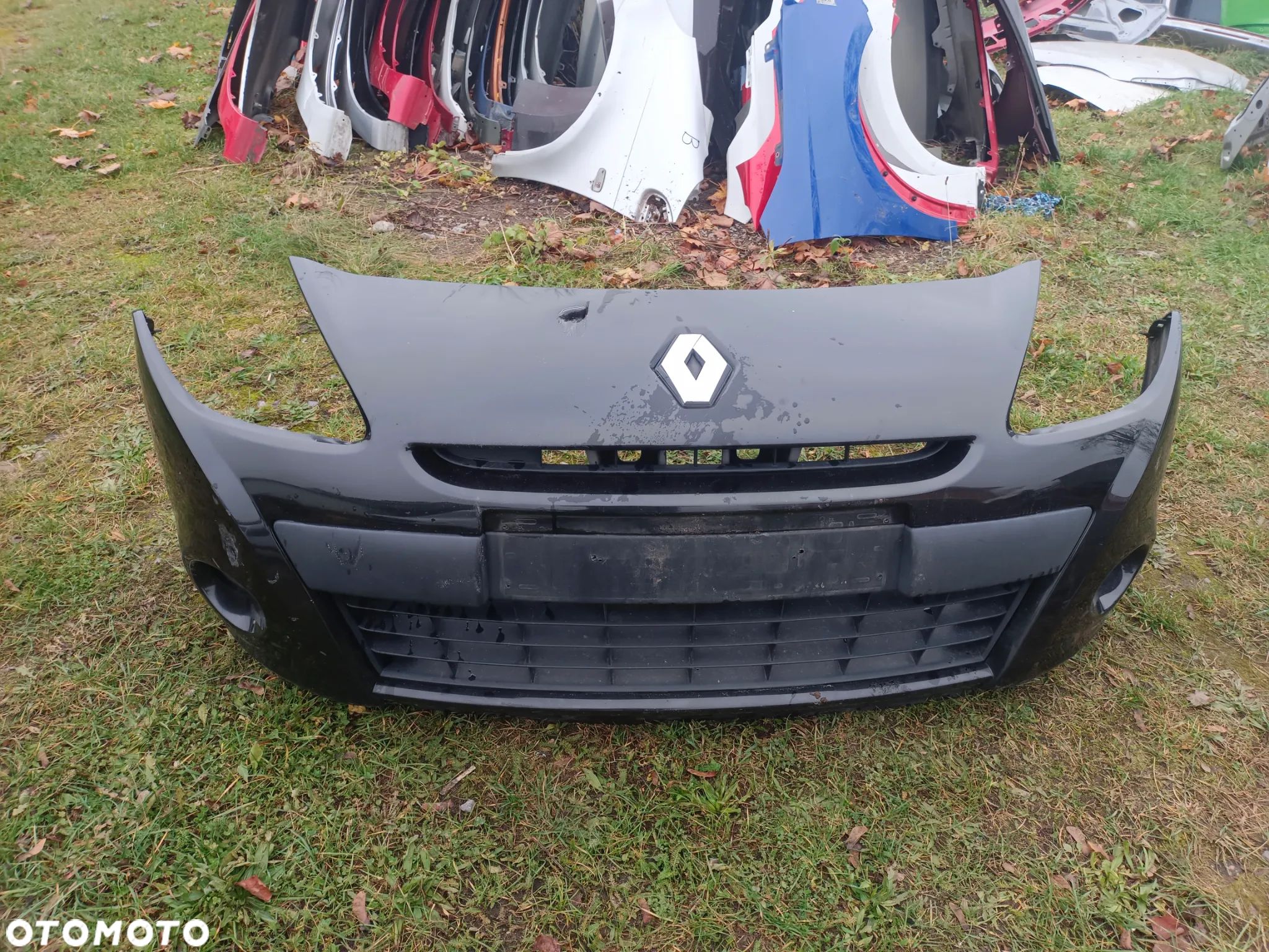 Zderzak przedni przód renault Clio 3 Lift 185 09 - 1
