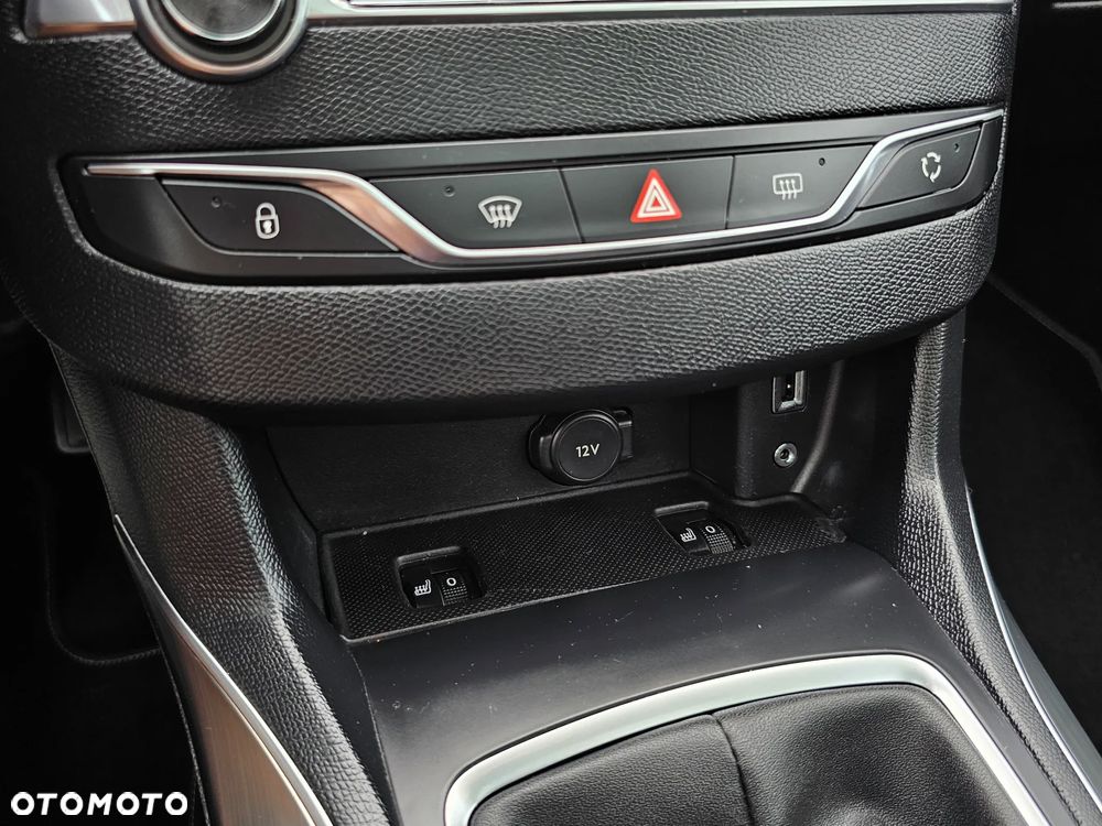 Peugeot 308 SW BlueHDi 150 EAT6 Stop & Start Business-Line - 23