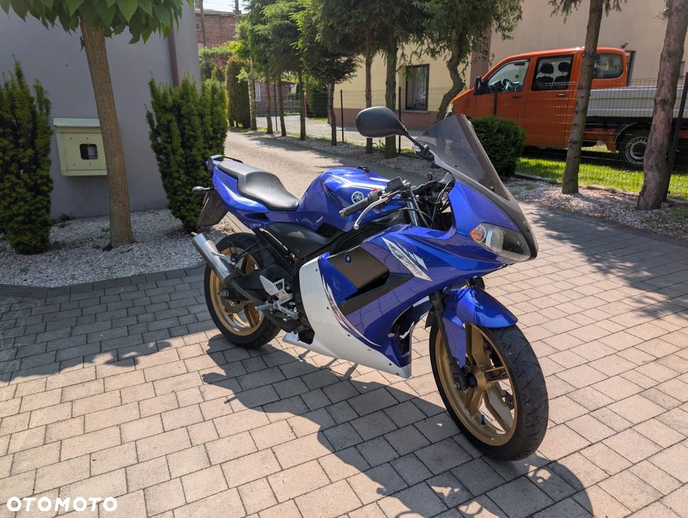 Yamaha TZR - 6