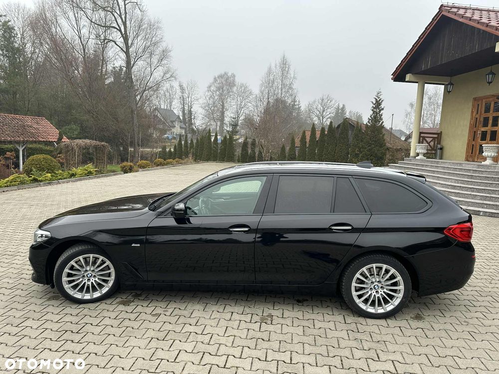 BMW Seria 5 520d xDrive Sport Line - 7