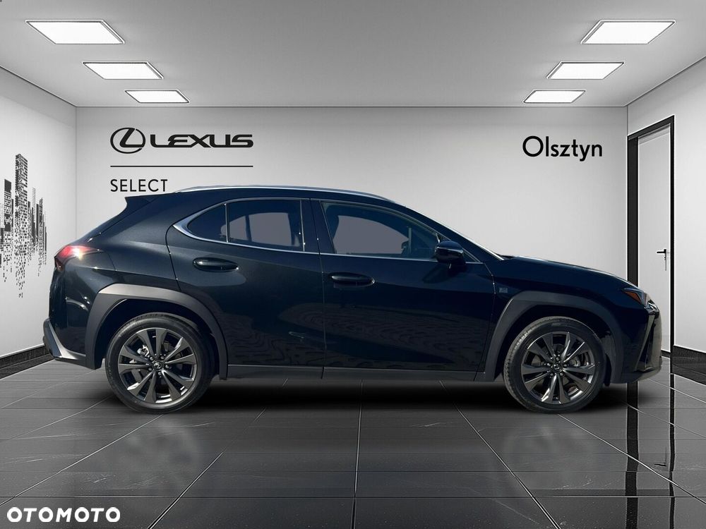 Lexus UX 300h F Sport Design - 7