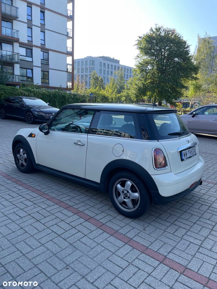 MINI ONE Standard - 8