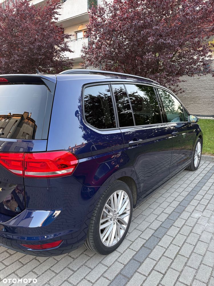 Volkswagen Touran 1.6 TDI BMT SCR Comfortline - 10