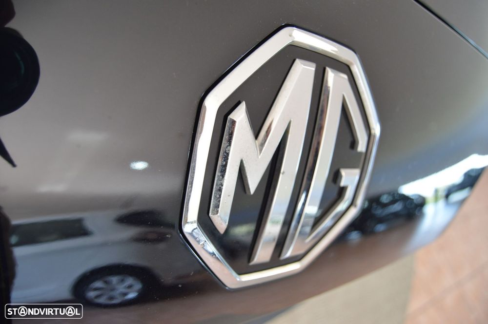 MG MG4 51 kWh Standard - 28