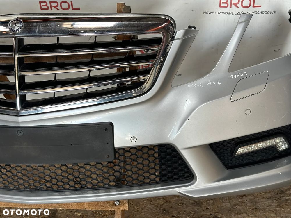 ZDERZAK PRZEDNI MERCEDS E-KLASA W212 AMG 09-13 PDC LED 775 - 4