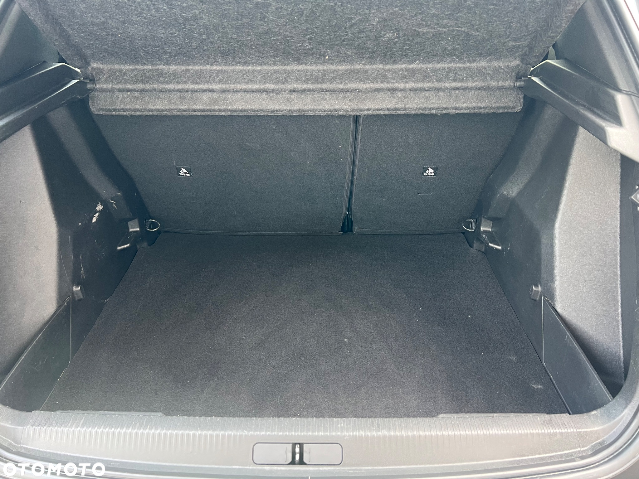 Peugeot 2008 1.5 BlueHDi Active Pack S&S - 25