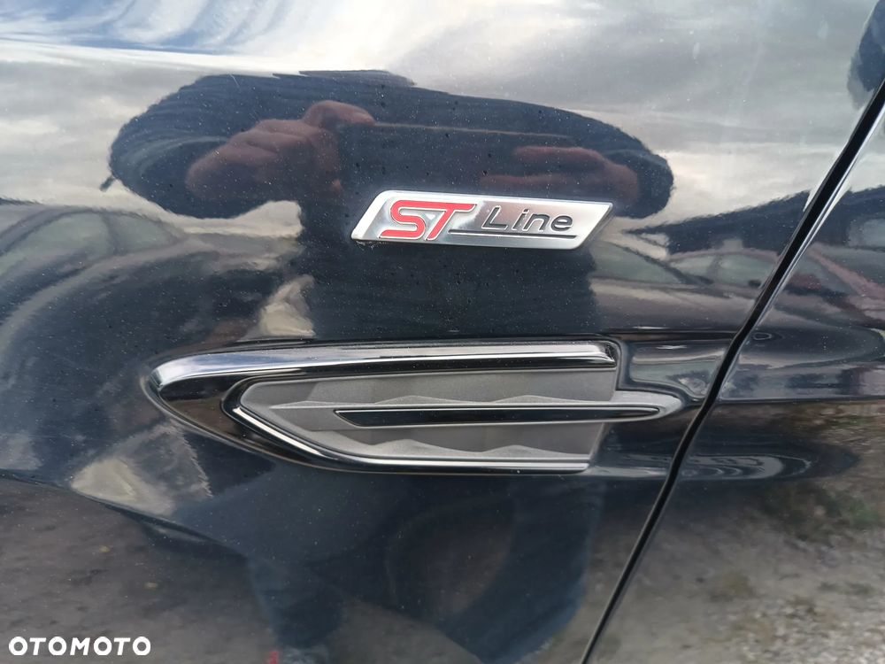 Ford Kuga 1.5 EcoBoost 2x4 ST-Line - 25