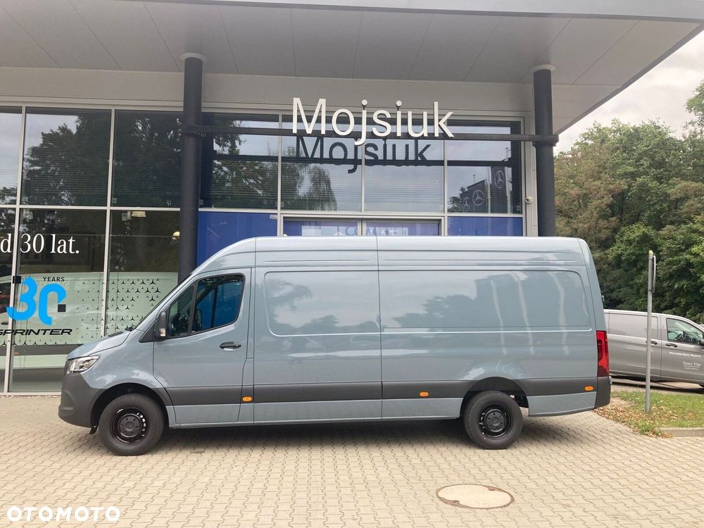 Mercedes-Benz Sprinter 317 CDI - 12
