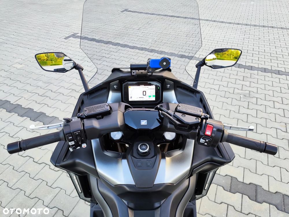 Honda NSS - 28