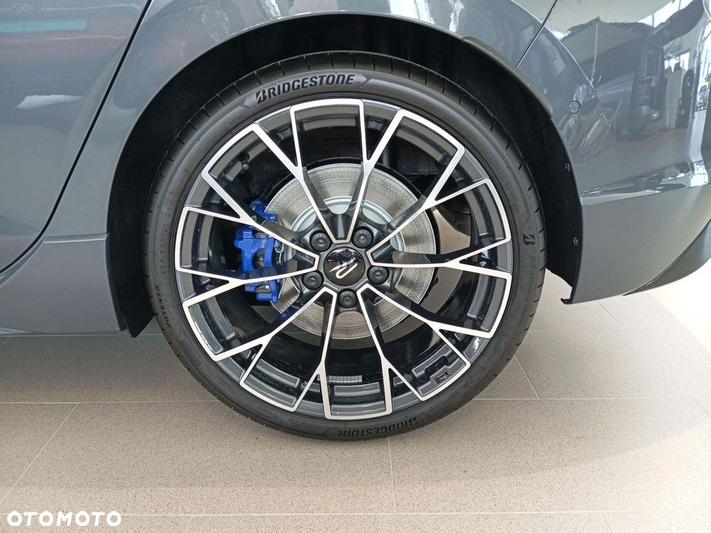 Volkswagen Golf - 19